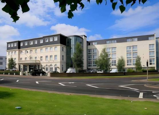 London Croydon Aerodrome Hotel By Sunday 1