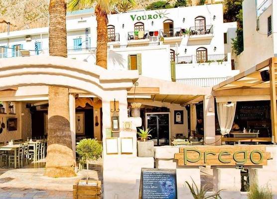 Vouros Palace 1