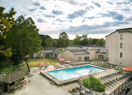 Heritage Hotel, Golf & Conference Center 1