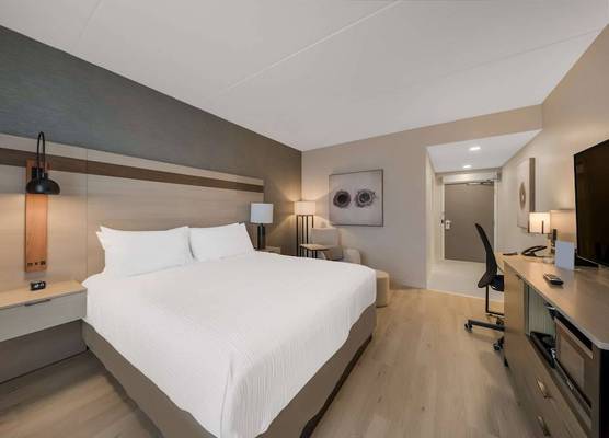 Best Western Plus Parry Sound 1