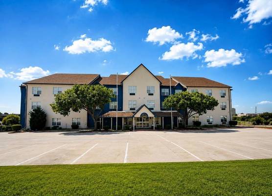 SureStay by Best Western Lewisville Dallas 1