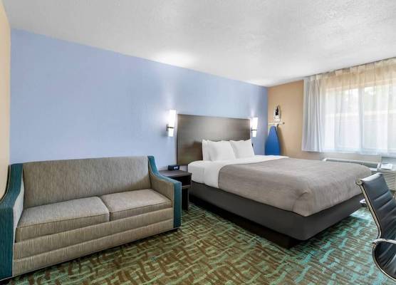 Quality Inn Johnstown 1