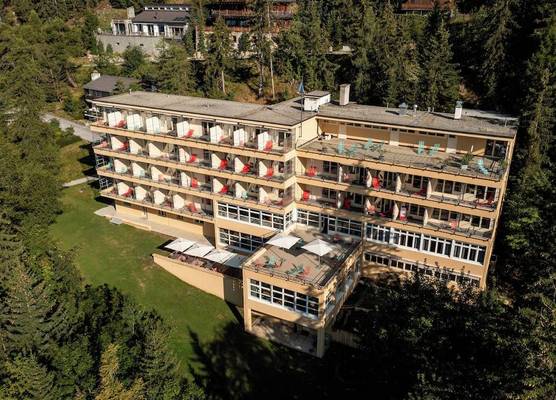 Crans-Montana Youth Hostel 1