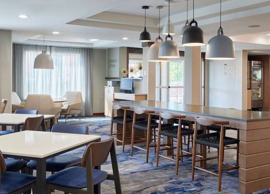 Fairfield Inn & Suites Burlington 1