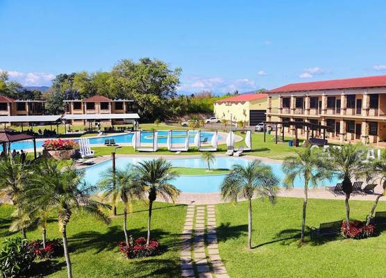 Grand Caporal Hotel 1