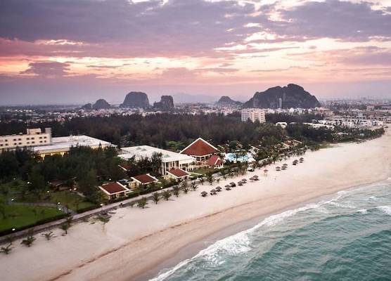 Sandy Beach Non Nuoc Resort 1