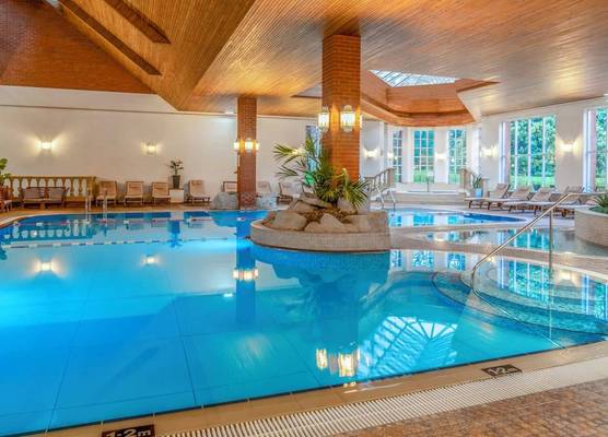 Sprowston Manor Hotel, Spa & Golf 1