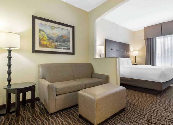 Best Western Plus Ellensburg Hotel 1