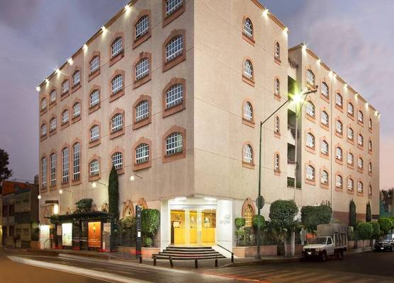 Hotel MX congreso CDMX, Trademark Collection by Wyndham 1