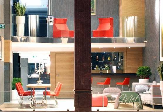 Met Hotel 1