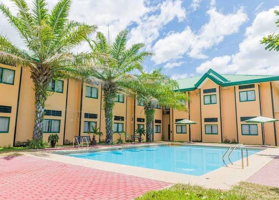 Microtel by Wyndham Cabanatuan 1