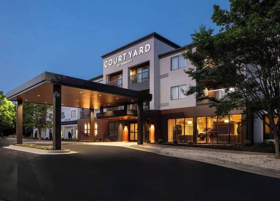 Courtyard by Marriott Lynchburg 1