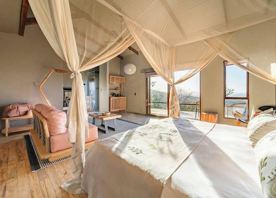 Rhino Ridge Safari Lodge 1
