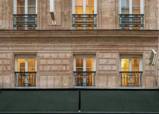 Handsome Hotel 1