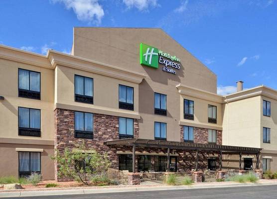 Holiday Inn Express & Suites PAGE - LAKE POWELL AREA by IHG 1