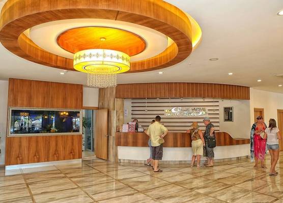 Blue Wave Suite Hotel 1