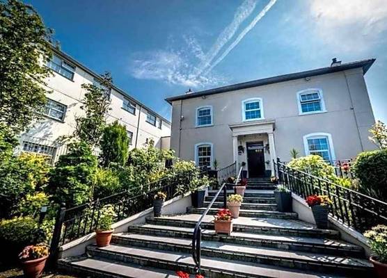 Drummond Hotel 1