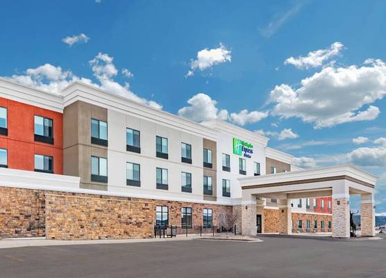 Holiday Inn Express & Suites TRINIDAD by IHG 1