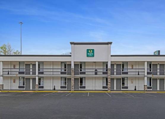 Quality Inn Dalton East 1