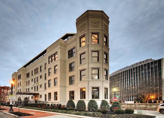 Hotel Hive 1