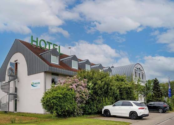 Hotel SunParc - SHUTTLE zum Europa-Park Rust 4km & Rulantica 2km 1