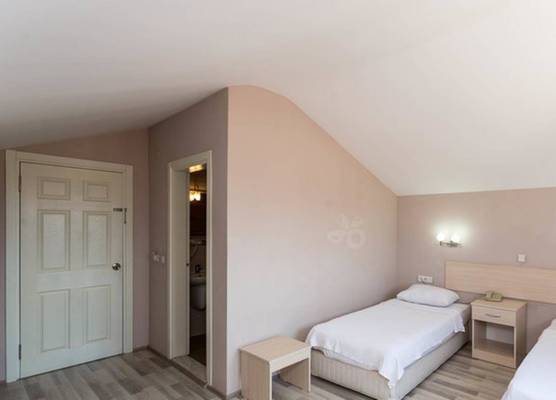 Remer Hotel 1