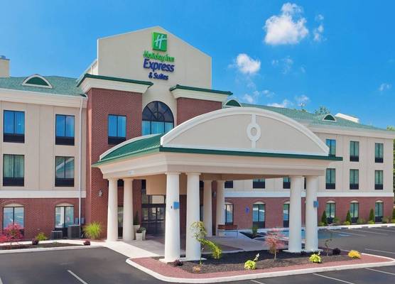 Holiday Inn Express & Suites WHITE HAVEN - POCONOS by IHG 1