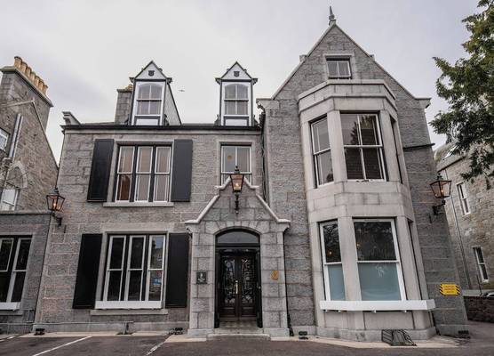 The Dutch Mill Hotel 1