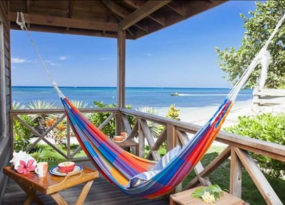 Las Rocas Resort and Dive Center 1