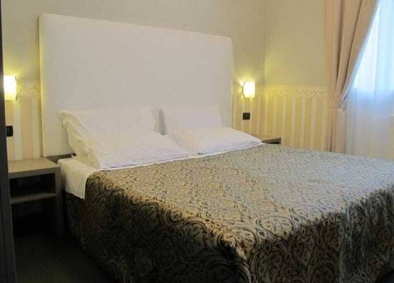 Hotel Laguna Residence 1