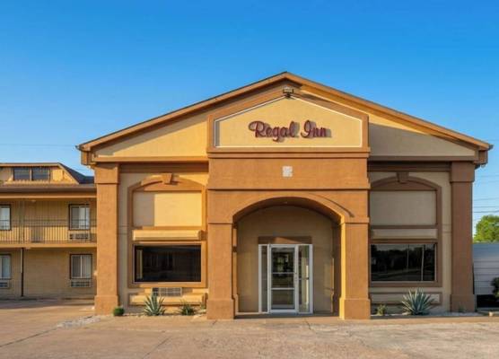 Regal Inn Coffeyville KS US 169 1