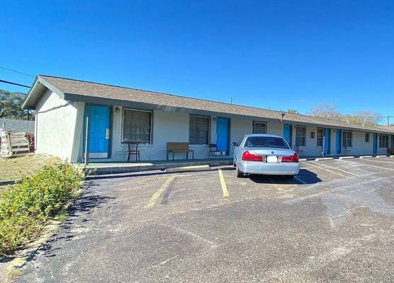 Tropic Motel 1