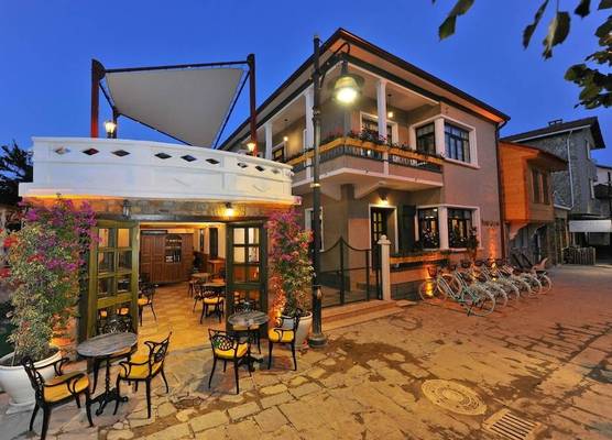 Petrino Gokceada Hotel & Kitchen 1