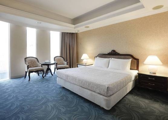 Forbes Hotel 1