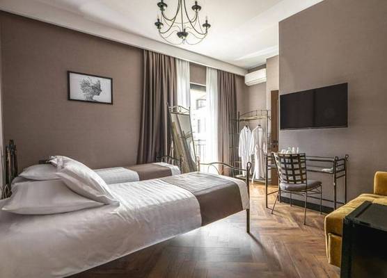 Golden Boutique Hotel 1