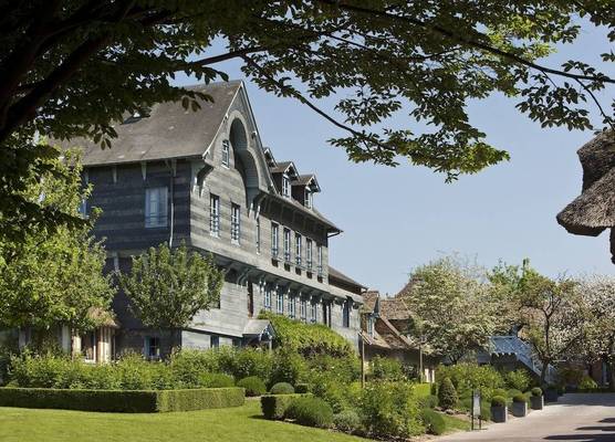 La Ferme Saint Simeon Hotel & Spa - Relais & Chateaux 1