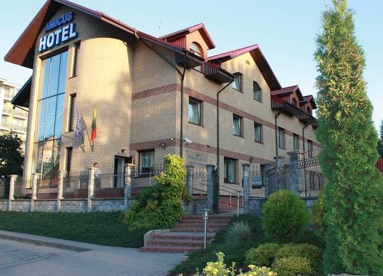 Amicus Hotel 1