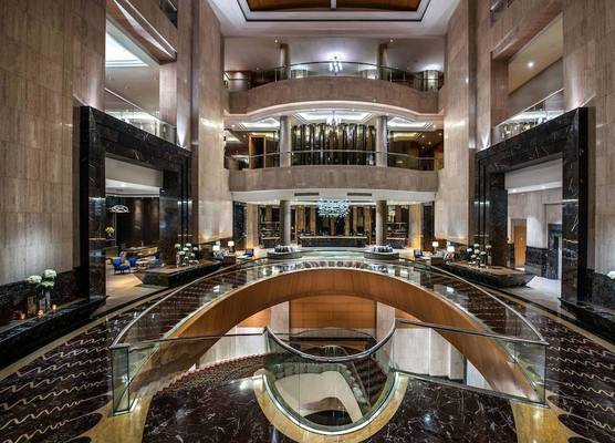 The Ritz-Carlton Jakarta, Mega Kuningan 1