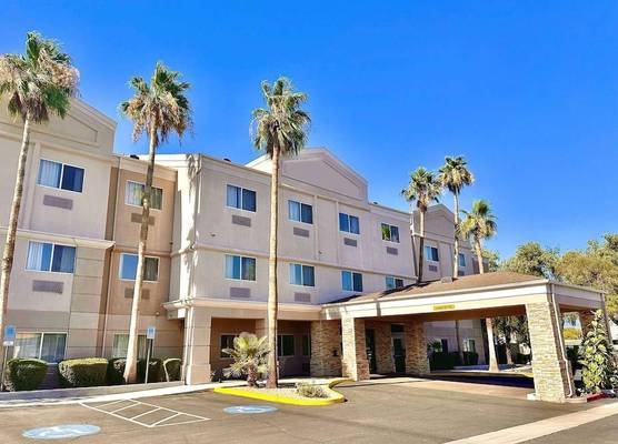 Baymont by Wyndham Phoenix North 1