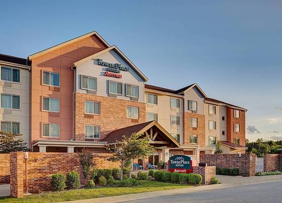 TownePlace Suites by Marriott Fayetteville N / Springdale 1