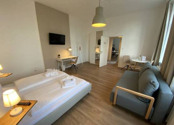 Boardinghouse Flensburg - by Zimmer FREI! Holidays 1