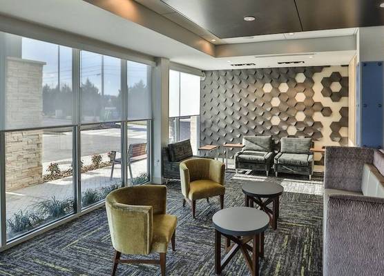 Holiday Inn Express & Suites NASHVILLE METROCENTER DOWNTOWN by IHG 1