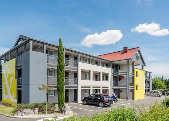 B&B HOTEL Bordeaux Mérignac Hôtel de Ville 1