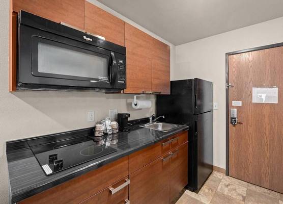 MainStay Suites Spokane Valley 1