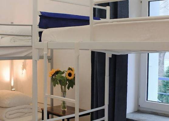 Warsaw Hostel Centrum Private Rooms & Dorms 1