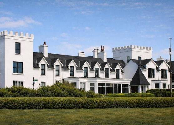 Butler Arms Hotel 1