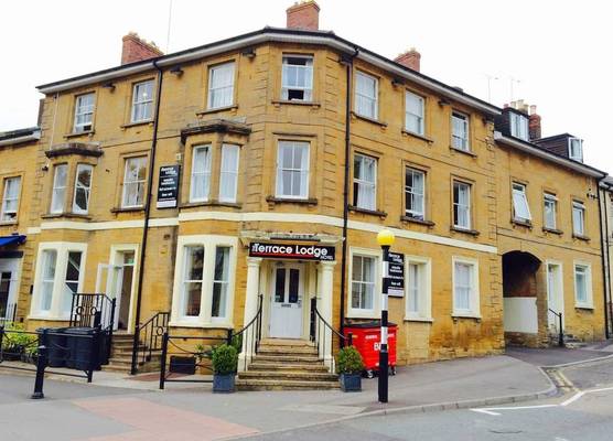 The Terrace Lodge Hotel 1