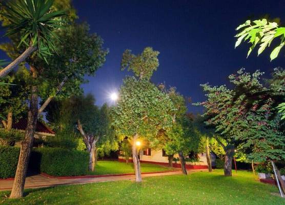 Alykes Park Bungalows 1
