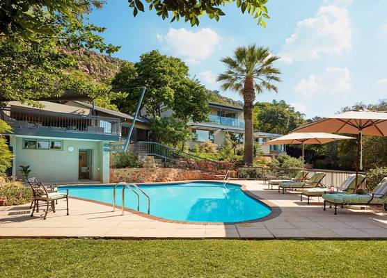 The Cliffside Boutique Getaway 1