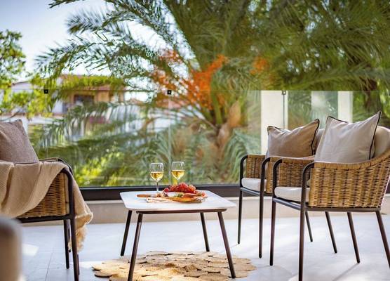 Sanders Breeze Limassol 1